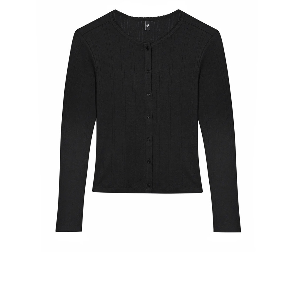 Chic Black Button-Down Women's Shirt - Picture 2 of 3